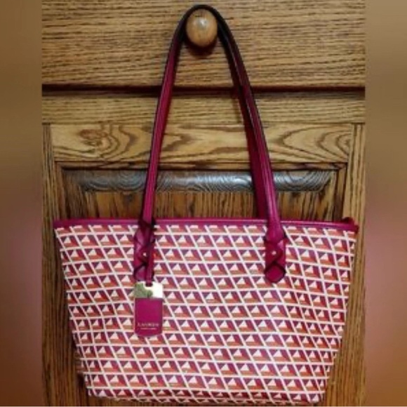 Lauren Ralph Lauren Pink and White Geometric Tote - Picture 1 of 5